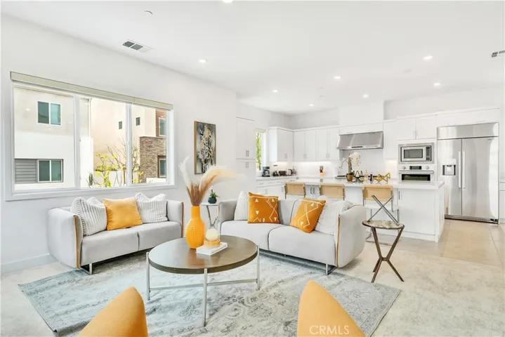 141 Sawbuck, Irvine, California 92618 — photo 5