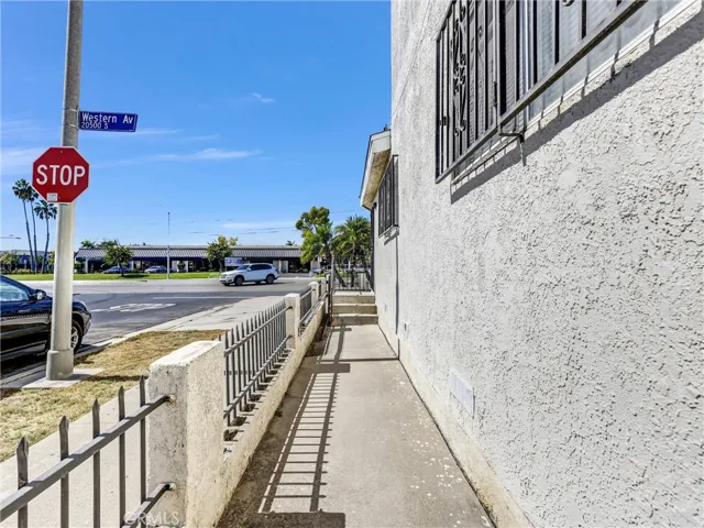 20526 S Western, Torrance, California 90501 — photo 4