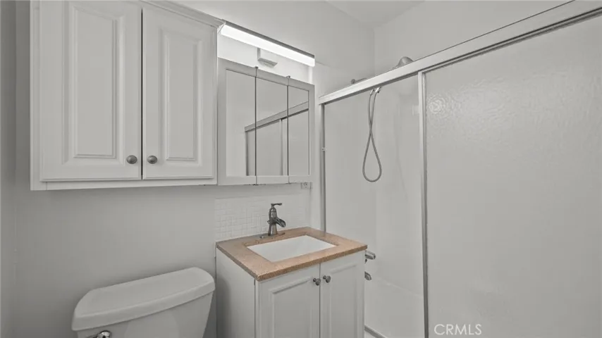 572 Nebraska Avenue 1, Long Beach, California 90802 — photo 5