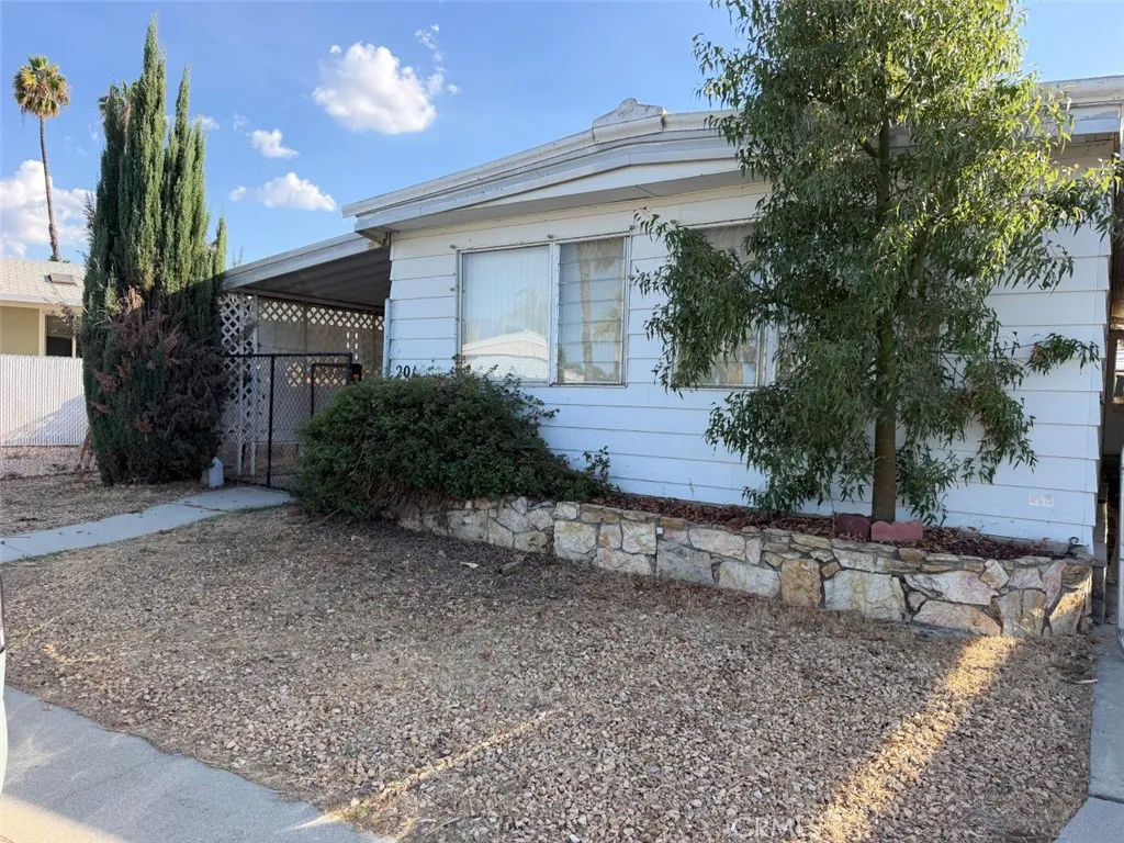 201 San Mateo Dr