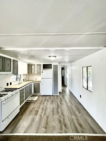 7425 Church Street 42, Yucca Valley, California 92284 — photo 5