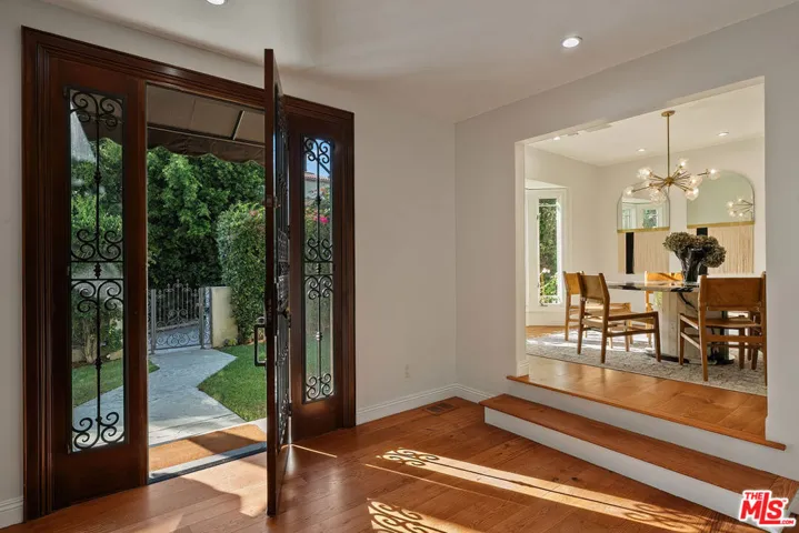 1124 Sierra Alta Way, Los Angeles, California 90069 — photo 5