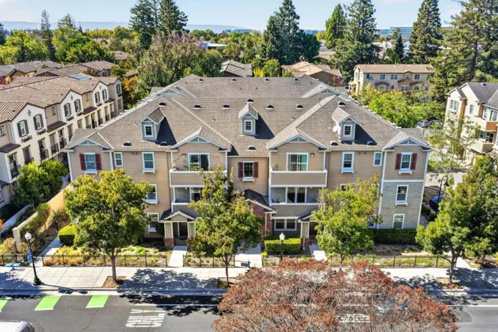 1033 Scotia Terrace 202, Sunnyvale, California 94089 — photo 5