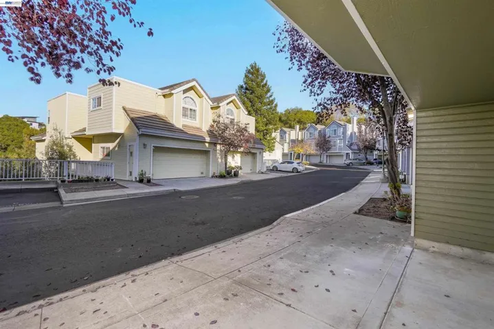 2207 Parnassus Ct, Hayward, California 94542 — photo 5