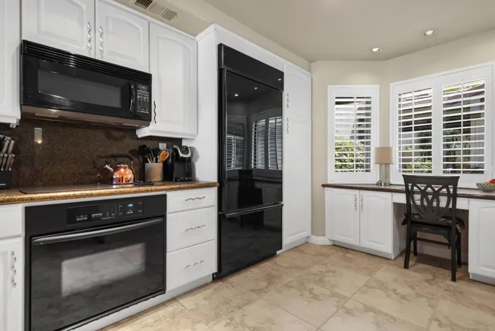 186 Running Springs Drive, Palm Desert, California 92211 — photo 5