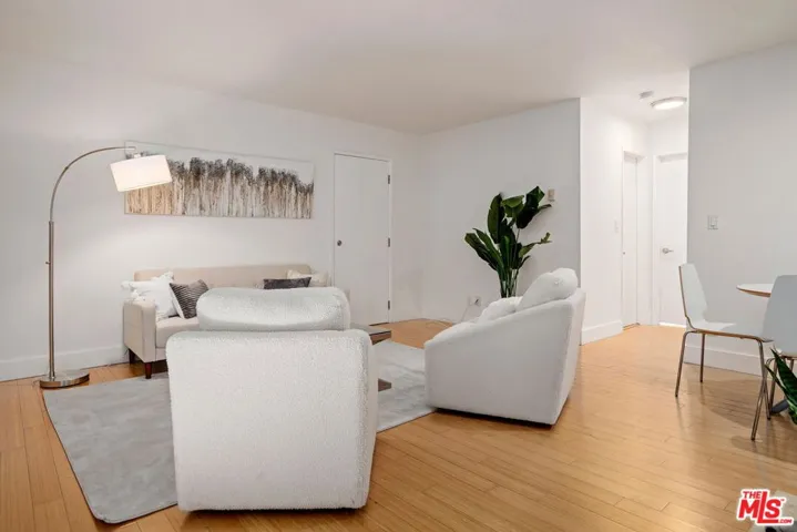 11959 Dorothy Street 2, Los Angeles, California 90049 — photo 5