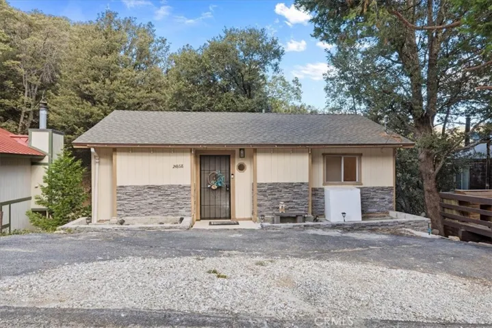 24868 Edelweiss Drive, Crestline, California 92325 — photo 4
