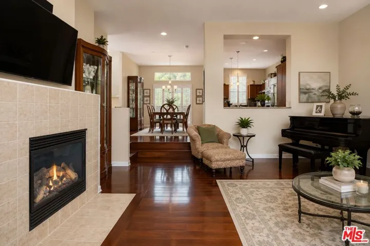 13023 Bluff Creek Drive 29, Los Angeles, California 90094 — photo 5