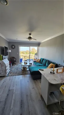4431 Don Ricardo Dr 13, Los Angeles, California 90008 — photo 4