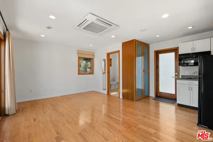 6152 W 77th Street, Los Angeles, California 90045 — photo 5