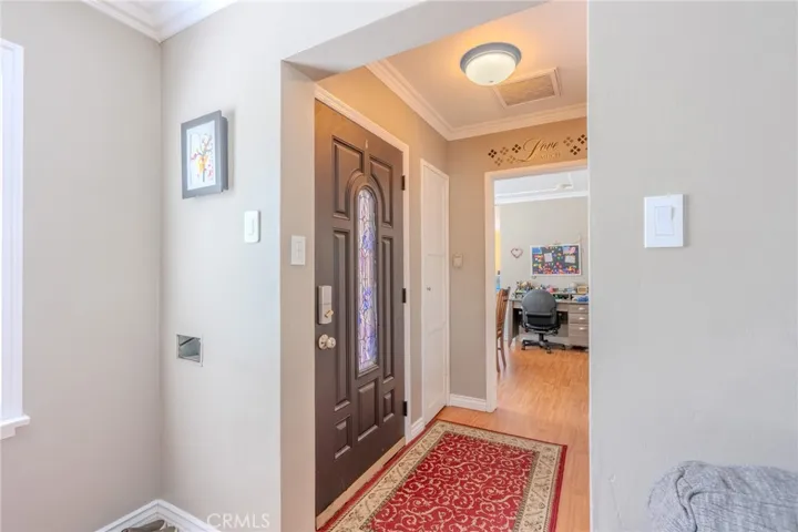 10247 Jackson Avenue, South Gate, California 90280 — photo 5