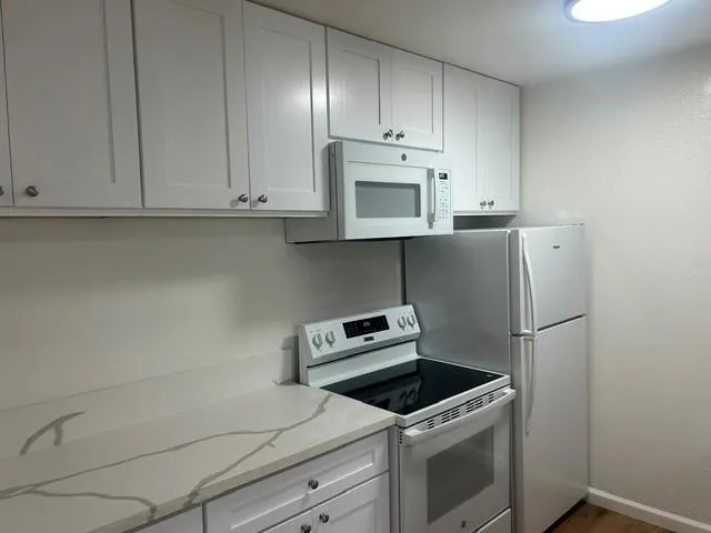 919 Capitola Avenue 18, Capitola, California 95010 — photo 4