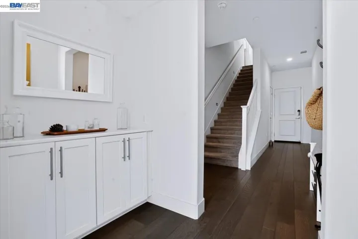 1826 Entrance Rd, Alameda, California 94501 — photo 4