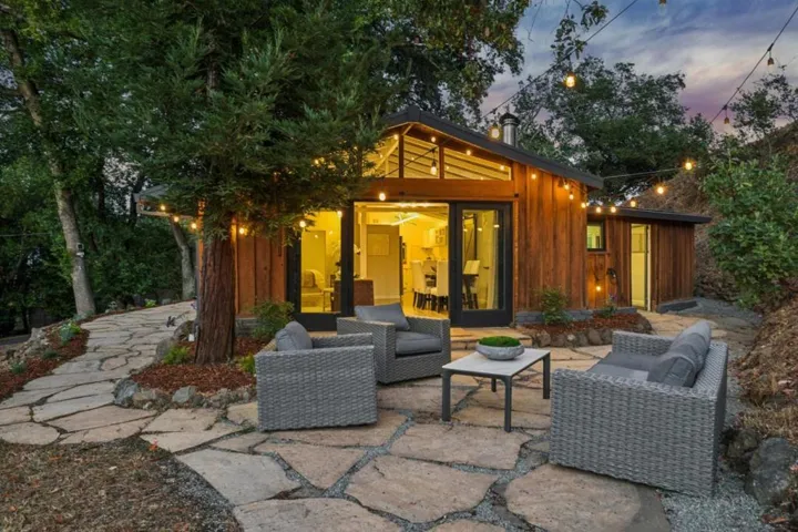 76 Old Spanish Trail, Portola Valley, California 94028 — photo 5