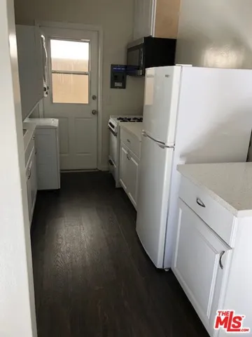 40 S Meridith Avenue 4, Pasadena, California 91106 — photo 4