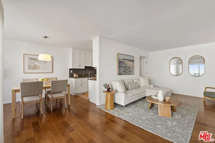 1410 S Bentley Avenue 304, Los Angeles, California 90025 — photo 4