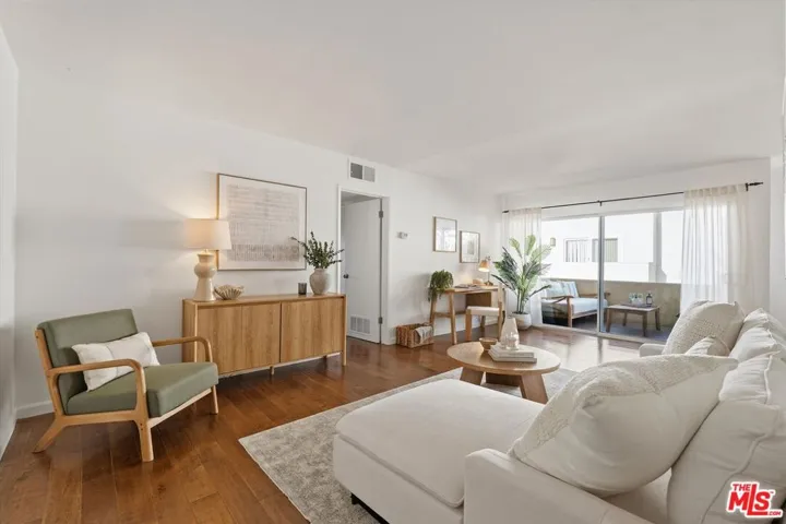 1410 S Bentley Avenue 304, Los Angeles, California 90025 — photo 5