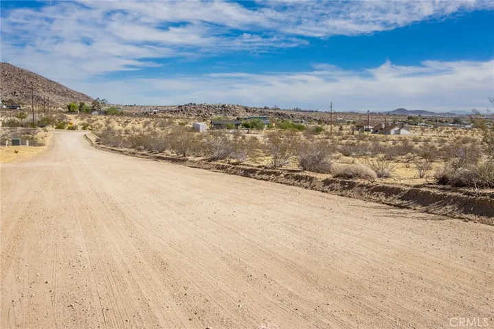 5015 Nucham, Joshua Tree, California 92252 — photo 5