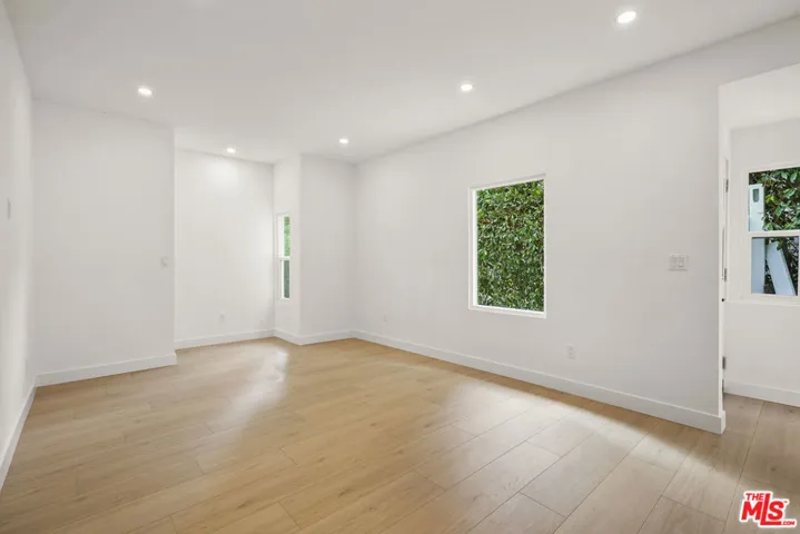 726 Pier Avenue C, Santa Monica, California 90405 — photo 4