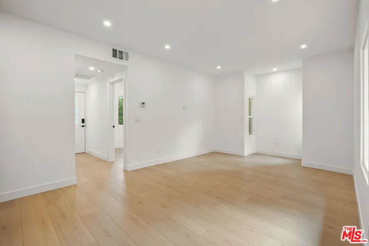 726 Pier Avenue C, Santa Monica, California 90405 — photo 5