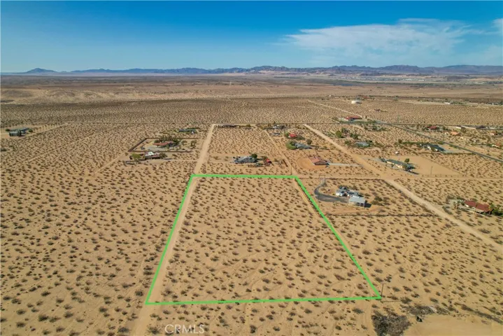 10 Noels Knoll Road, 29 Palms, California 92277 — photo 4