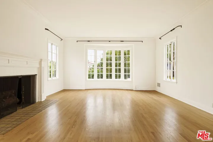 14907 Camarosa Drive, Los Angeles, California 90272 — photo 5
