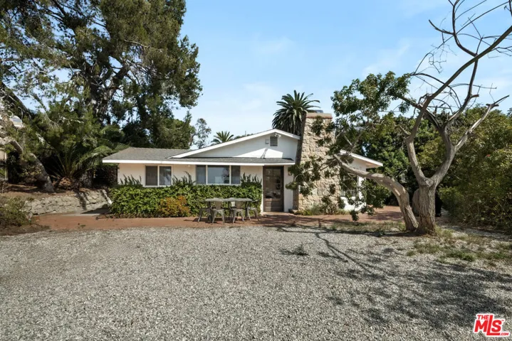 3946 Puerco Canyon Road, Malibu, California 90265 — photo 5