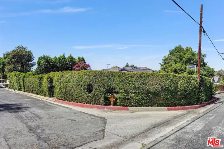 22603 Mariano Street, Woodland Hills, California 91367 — photo 5