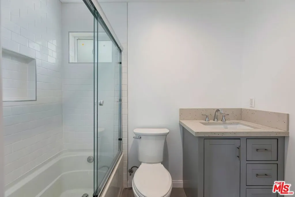 16616 Osborne, North Hills, California 91343 — photo 4