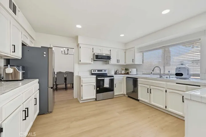 14408 San Esteban, Bakersfield, California 93314 — photo 4