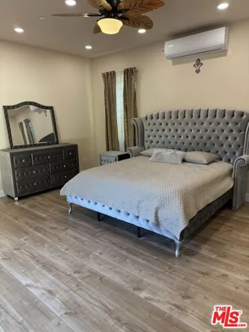 11313 Zelzah Avenue, Granada Hills, California 91344 — photo 4