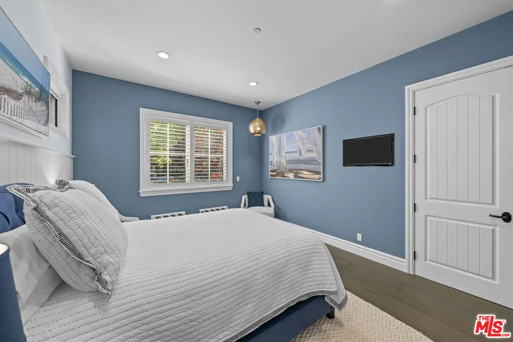guest bedroom 1