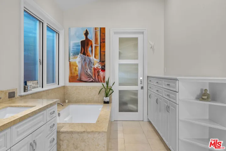 809 Leonard Road, Los Angeles, California 90049 — photo 4