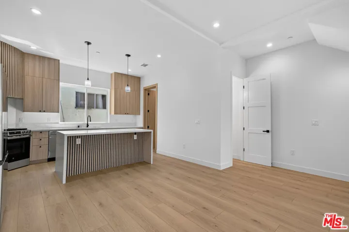 2424 N Council Street A, Los Angeles, California 90026 — photo 4