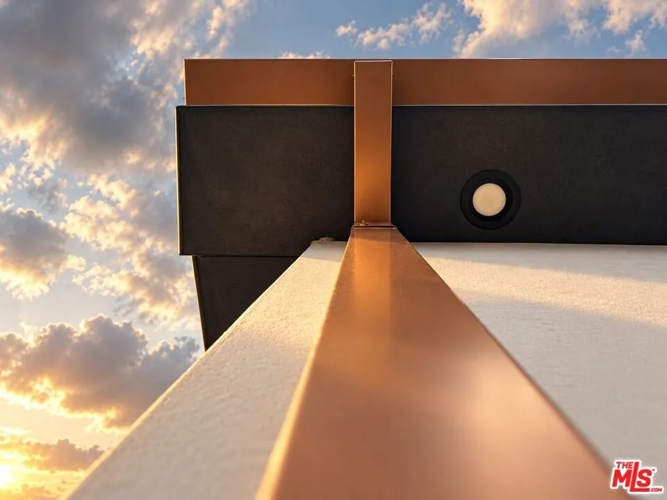 COPPER FASCIA DUSK COPPER FASCIA DUSK