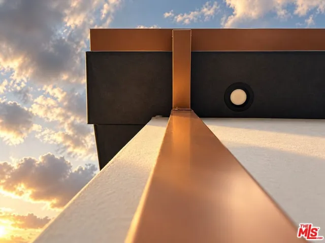 COPPER FASCIA DUSK