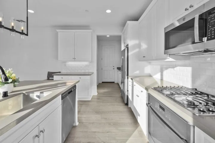 27960 Moosa Creek Way, Valley Center, California 92082 — photo 5