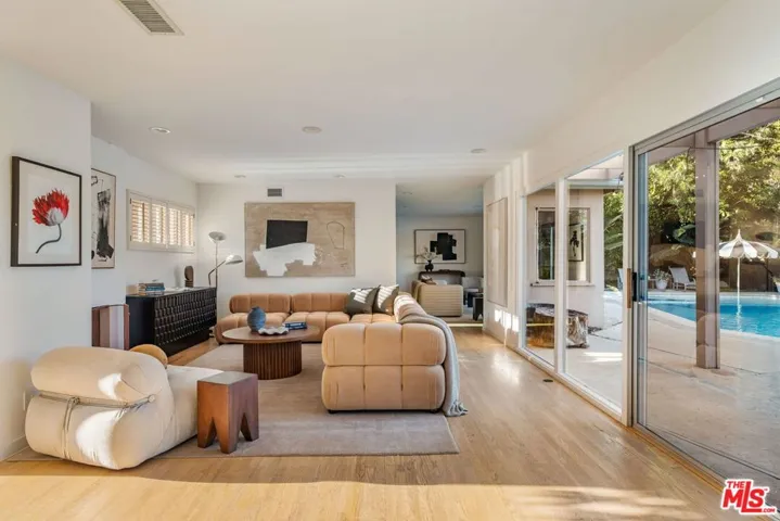 600 Hanley Place, Los Angeles, California 90049 — photo 5