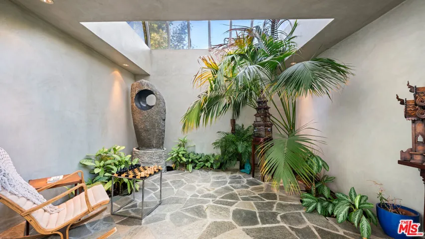 11927 Ashdale Lane, Studio City, California 91604 — photo 5