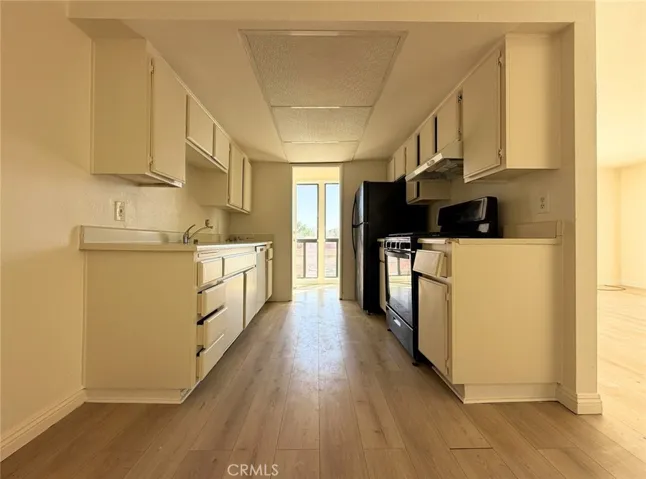 2493 W Acacia Avenue, Hemet, California 92545 — photo 5