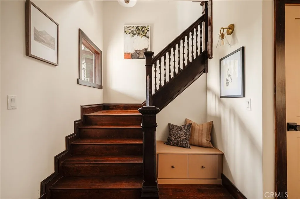 gallery-image 2