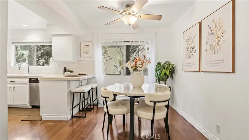 432 S Oak Knoll Avenue 4, Pasadena, California 91101 — photo 4