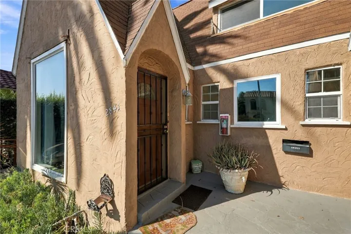 2839 Hillcrest Drive, Los Angeles, California 90016 — photo 4