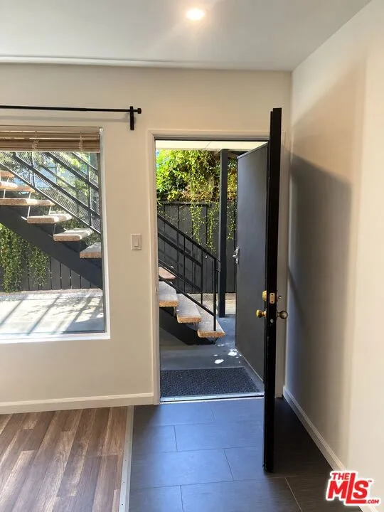 1554 Cassil Place 2, Los Angeles, California 90028 — photo 4