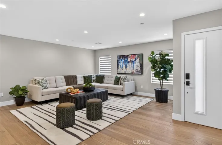 4248 Mclaughlin Avenue, Los Angeles, California 90066 — photo 4