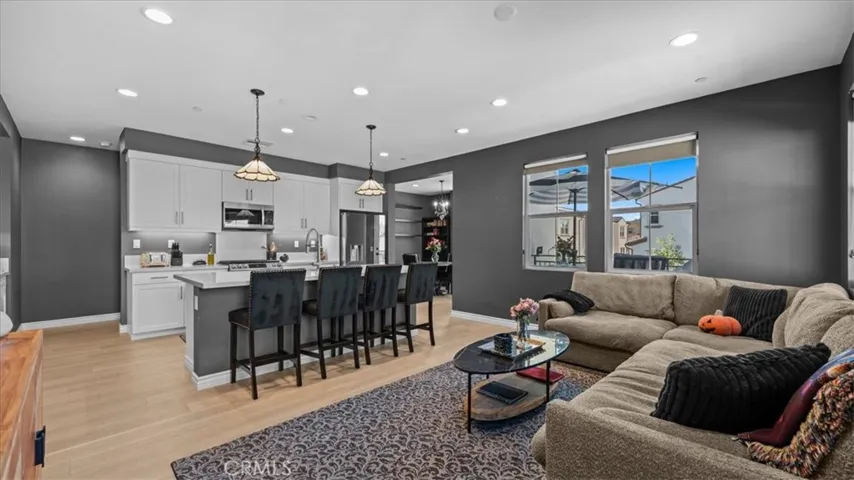 102 Fayette Court, Claremont, California 91711 — photo 4