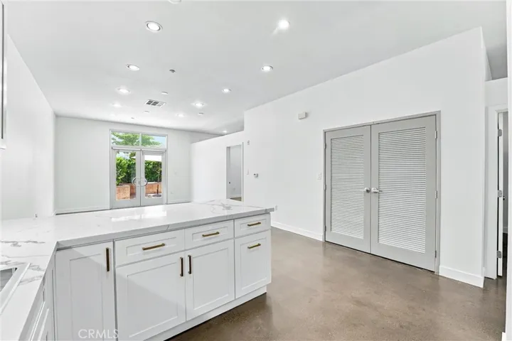 435 W Center Street, Anaheim, California 92805 — photo 4