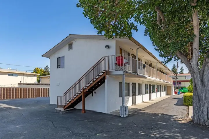 1622 Pomeroy Ave, Santa Clara, California 95051 — photo 4