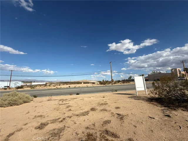 5266 Adobe, 29 Palms, California 92277 — photo 5