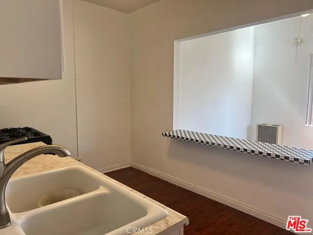 110 S Soto 6, Los Angeles, California 90033 — photo 4